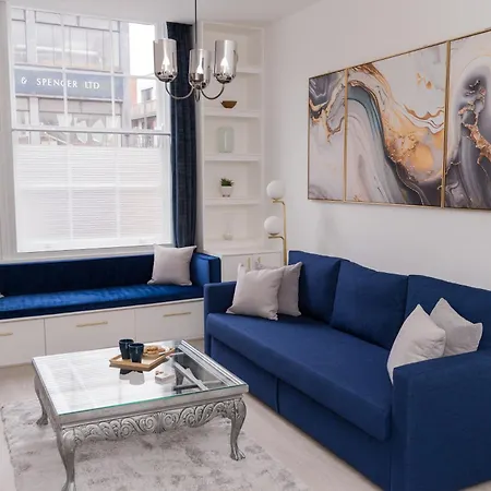 Luxurious 2 Bed House Free Parking - Sleeps 6 Apartamento